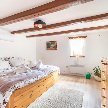 Grand 42 Vendeghaz Holiday home Balatonbereny