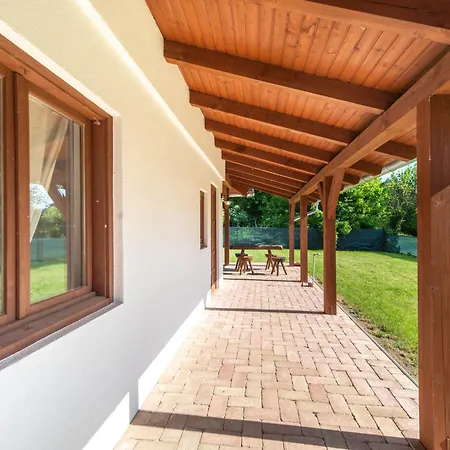 Grand 42 Vendeghaz Holiday home Balatonbereny